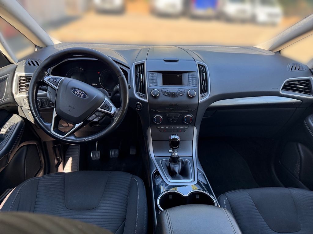ford-s-max-business-edition - 9