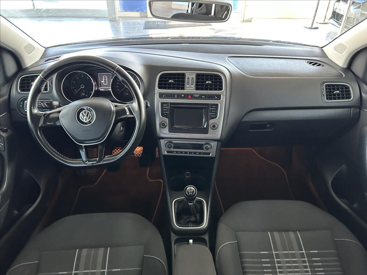volkswagen-polo-1-2-tsi-lounge-2-maj-serviska - 7