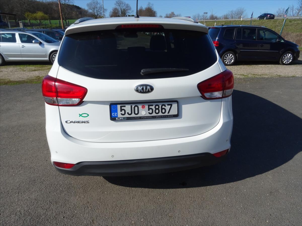 kia-carens-1-6-gdi-99-kw - 7