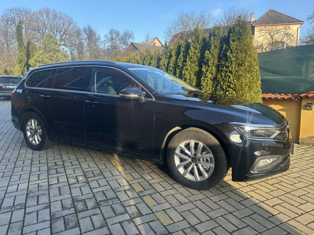 volkswagen-passat-2-0-tdi-110kw-bussiness-at - 1