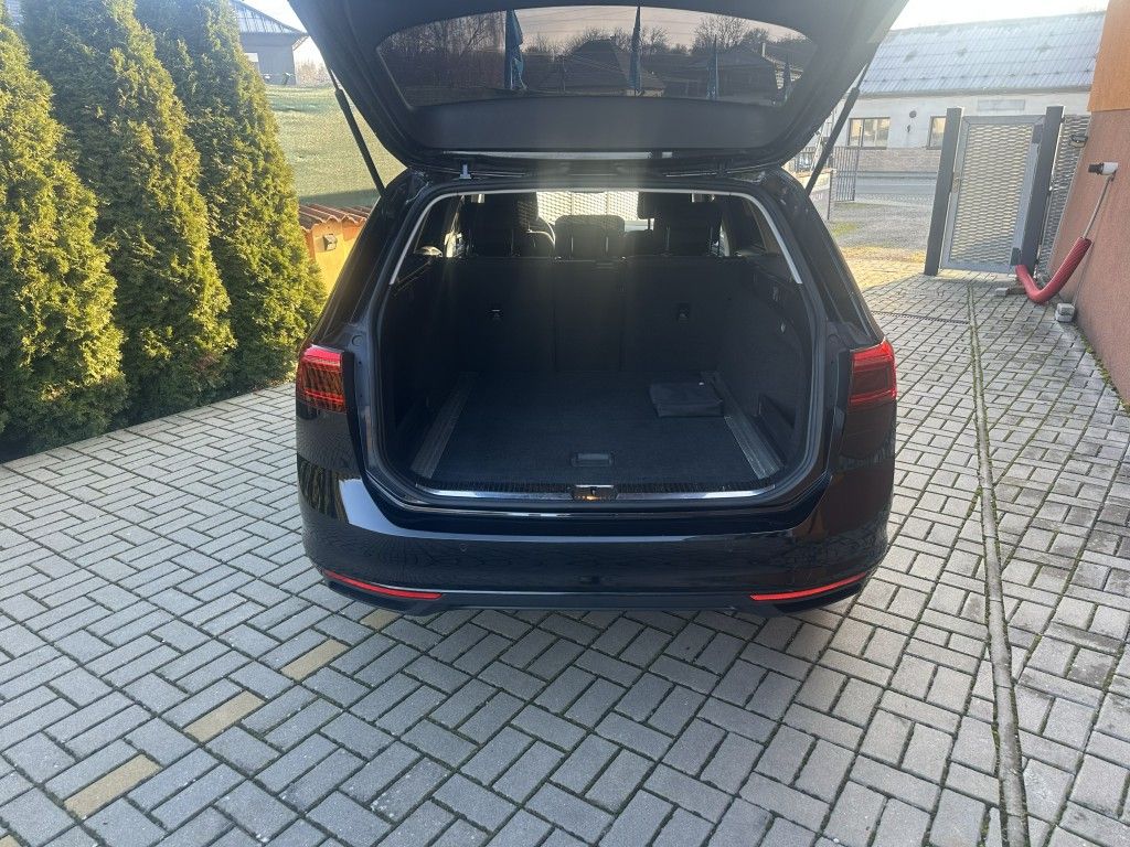 volkswagen-passat-2-0-tdi-110kw-bussiness-at - 4