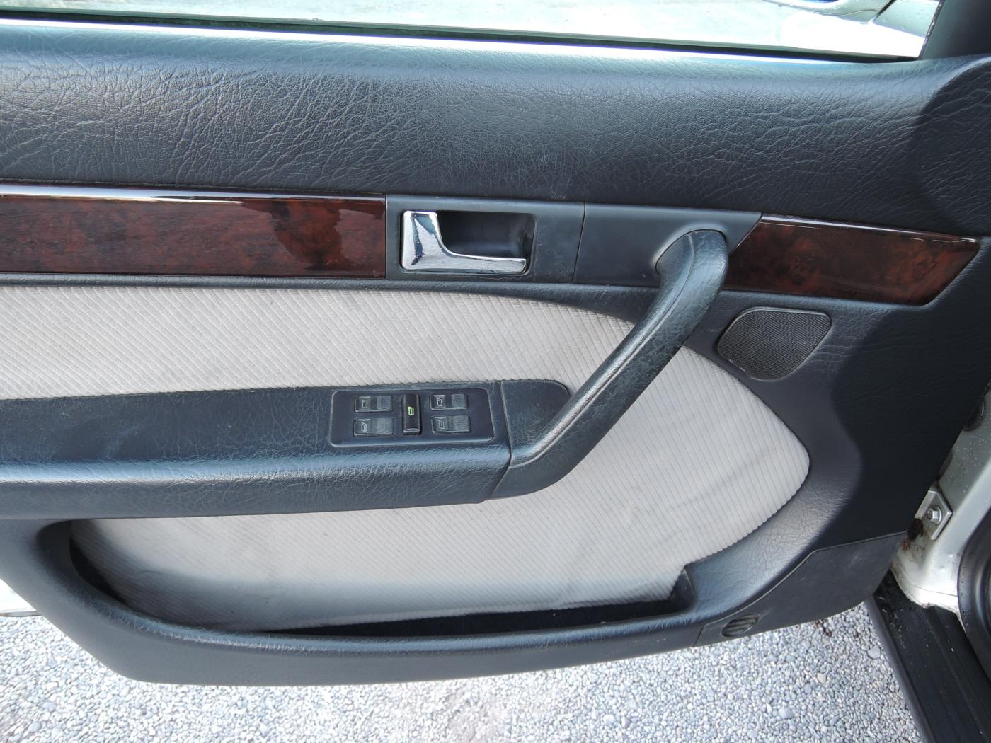audi-100-2-6-v6-1-majitel-146-000-km - 9
