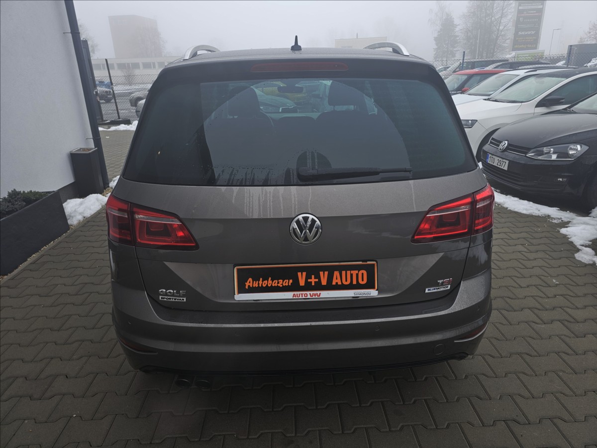 volkswagen-golf-sportsvan-1-4tsi-110kw-r-line-navi - 6