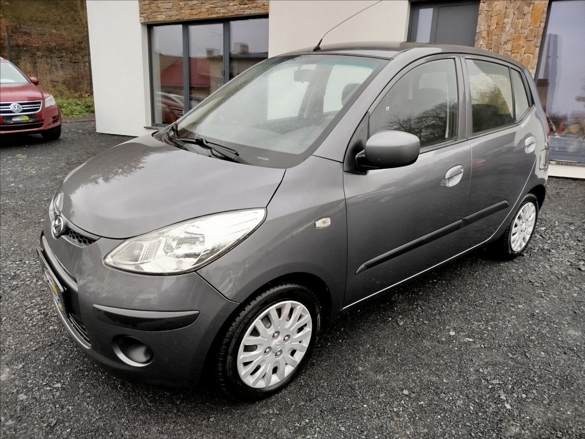 hyundai-i10-1-1-i-49-kw-zachovaly-vuz - 1