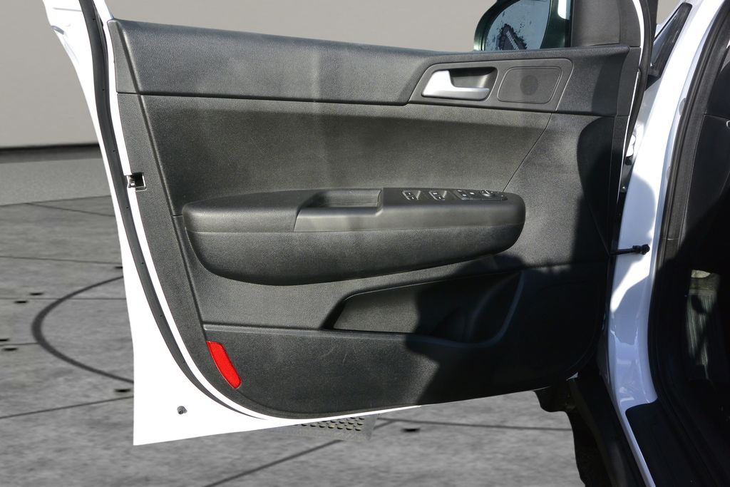 kia-sportage-1-6crdi-eco-dinamics-100kw - 8