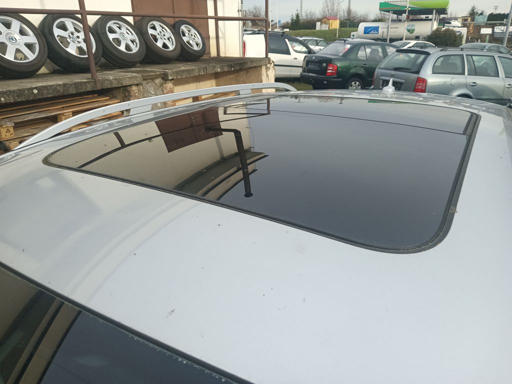audi-a4-2-0-tdi-allroad-4x4-panorama - 8