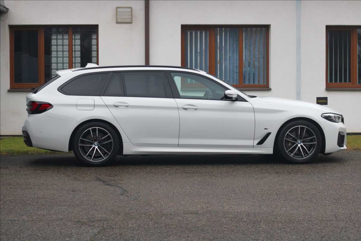 bmw-rada-5-530d-xdrive-msport-harman-kardon - 2