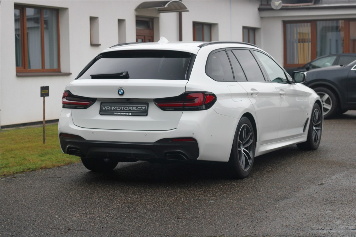 bmw-rada-5-530d-xdrive-msport-harman-kardon - 3