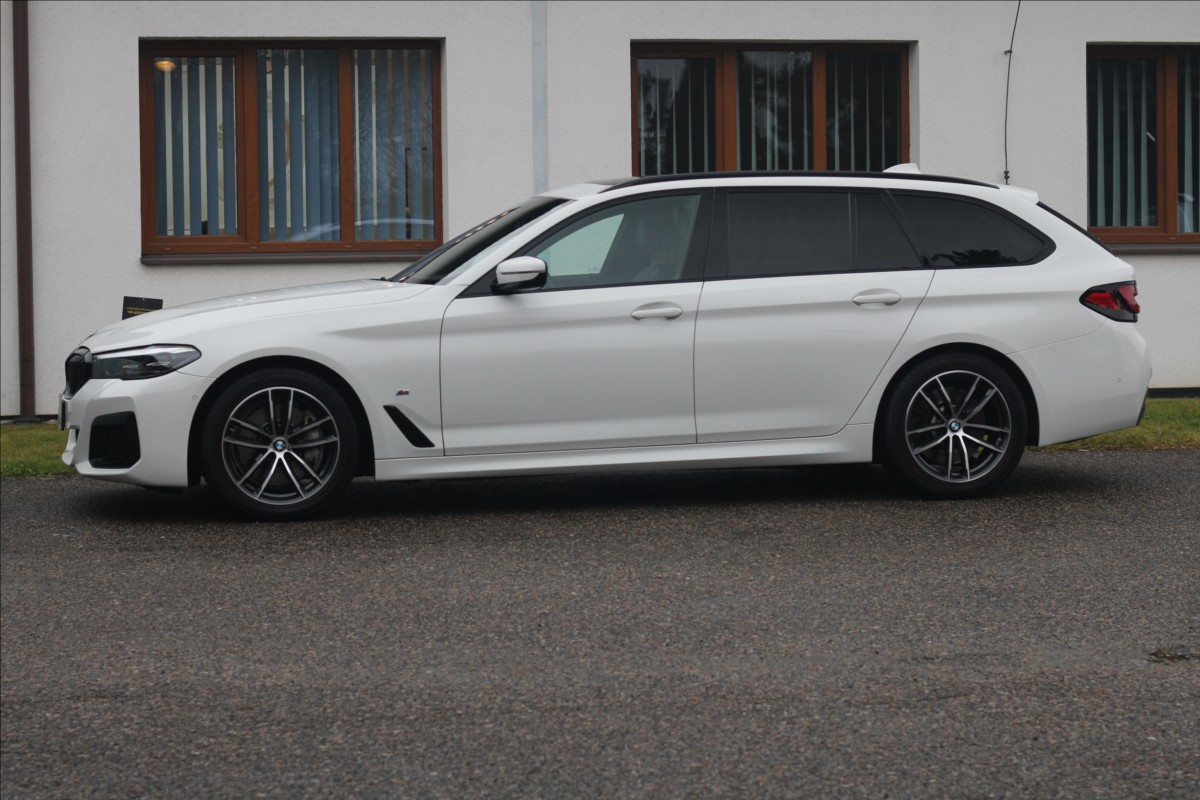 bmw-rada-5-530d-xdrive-msport-harman-kardon - 5