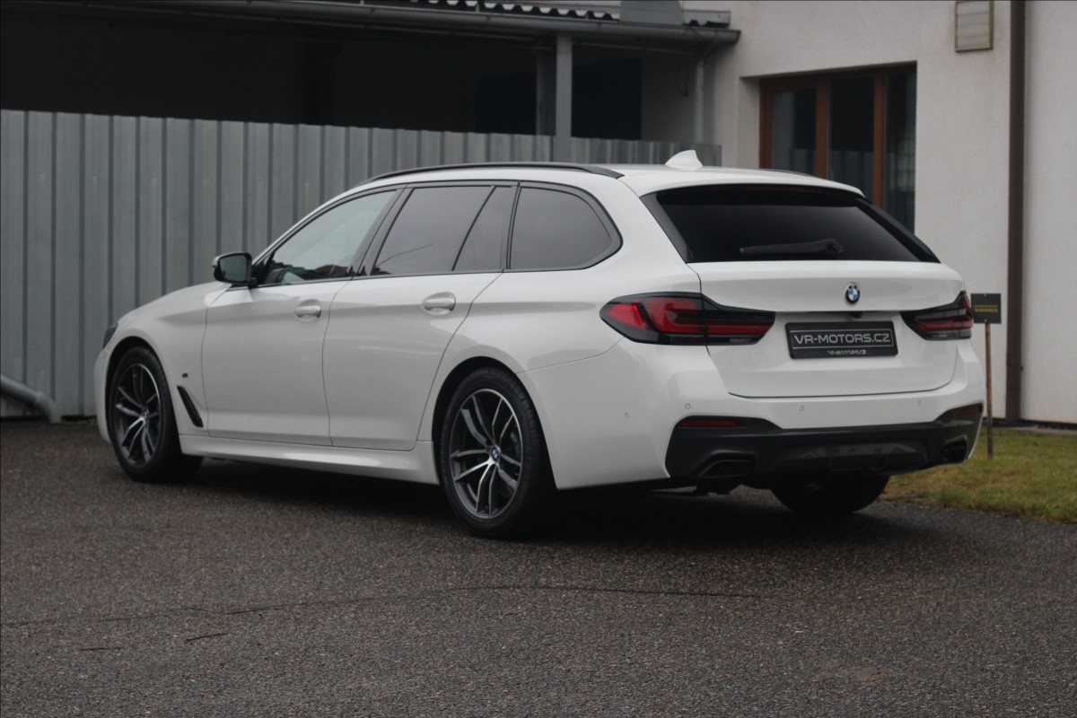bmw-rada-5-530d-xdrive-msport-harman-kardon - 6
