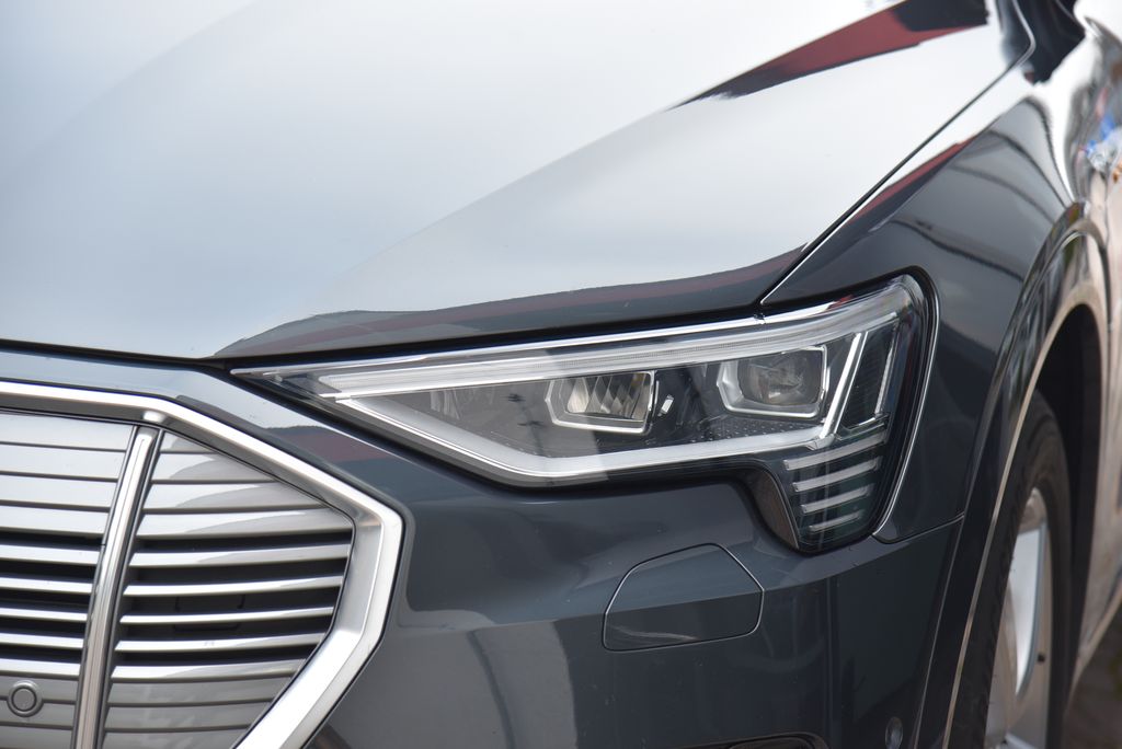 audi-e-tron-55-300-kw-s-line-quattro - 3