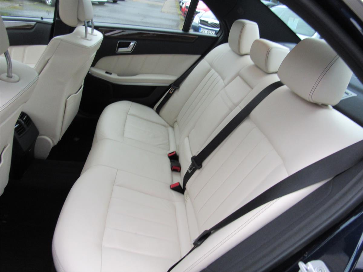 mercedes-benz-tridy-e-3-0-cdi-350-bluetec-4matic - 9