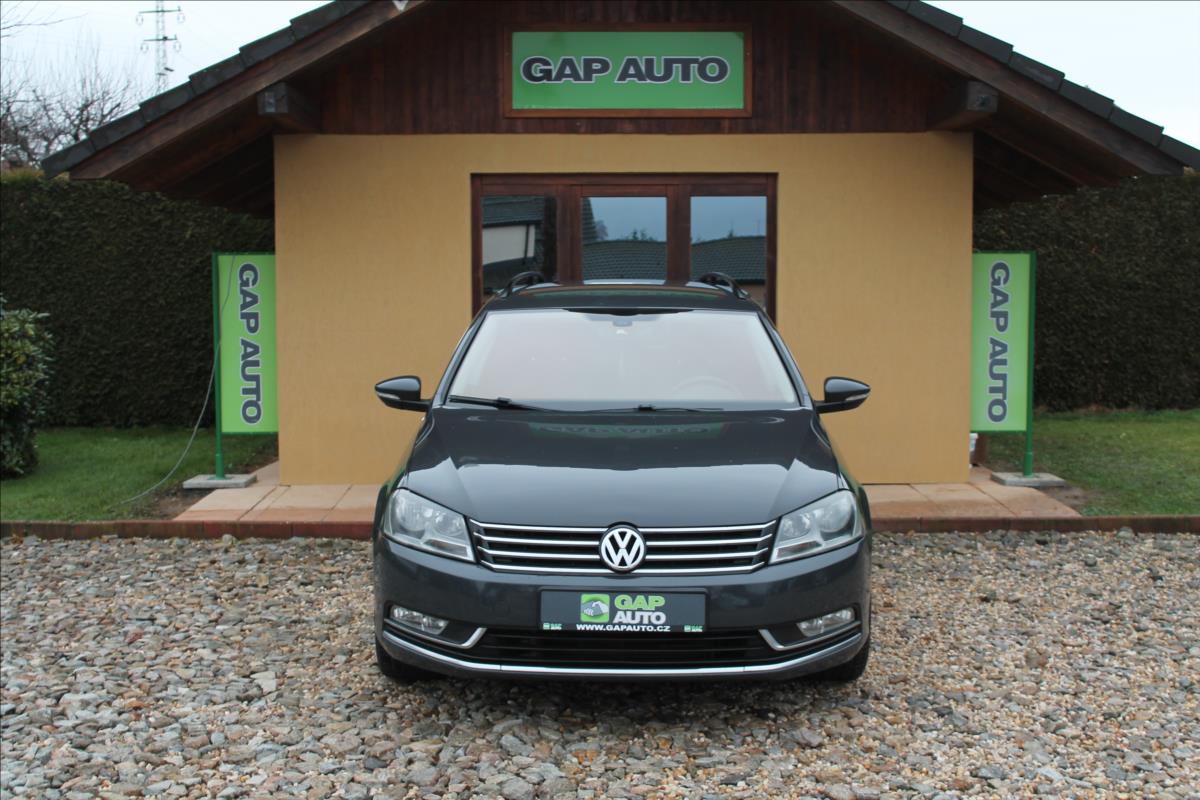 volkswagen-passat-1-6-tdi-77kw - 1