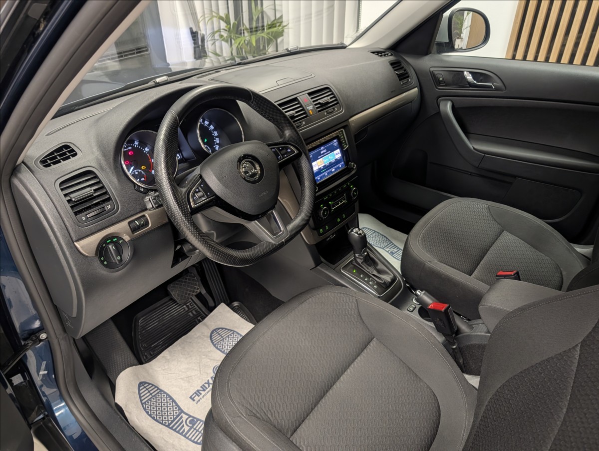 skoda-yeti-1-4-tsi-4x4-active-plus - 8