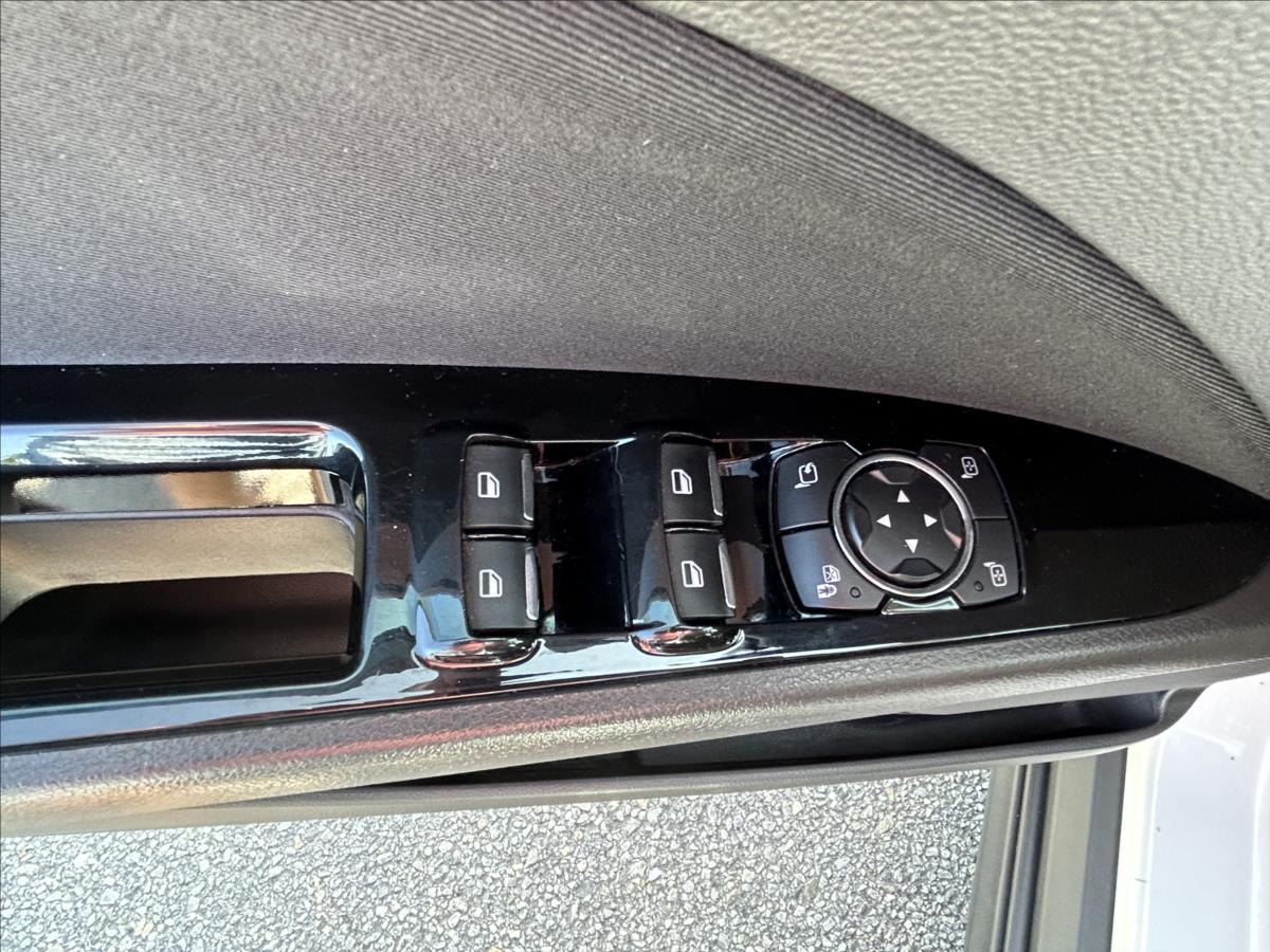 ford-mondeo-2-0-tdci-110kw-led-navi-acc-al - 3