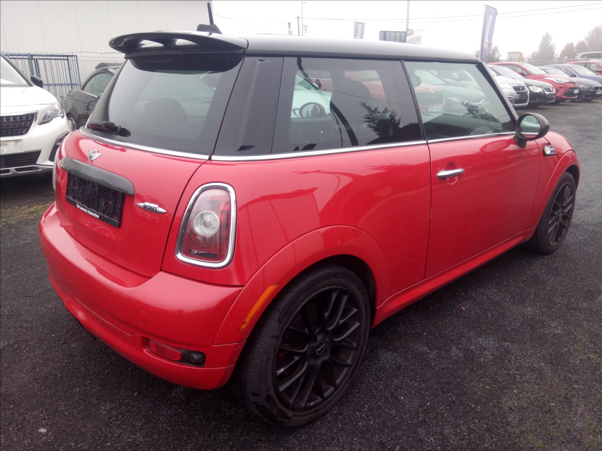 mini-cooper-s-1-6-jcw-kuze-navi-panorama - 5