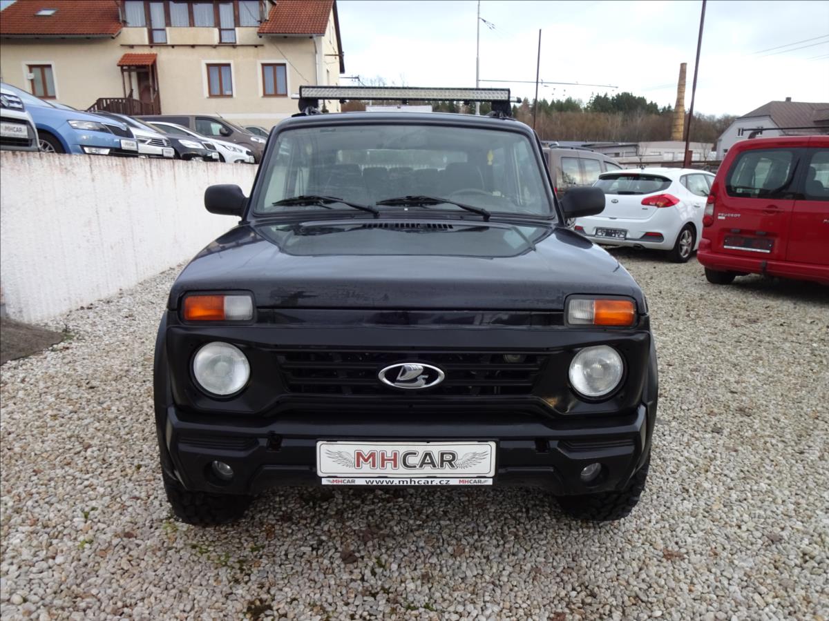 lada-niva-1-7-i-bronto-4x4 - 1