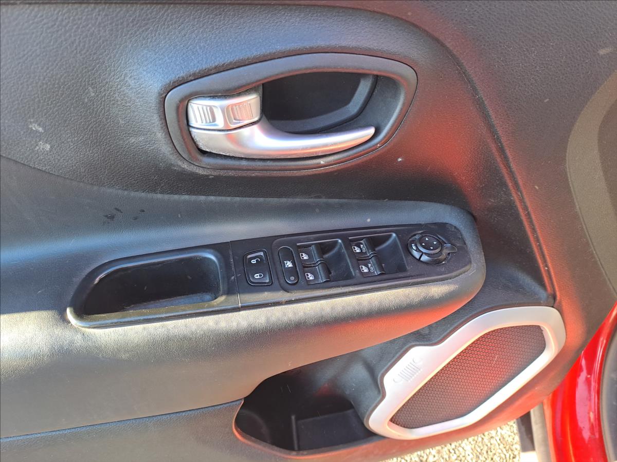 jeep-renegade-1-4-i-koupeno-cz - 9