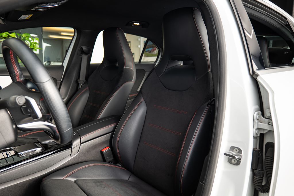 mercedes-benz-tridy-a-200d-vyhrivana-sedadla-carplay - 6