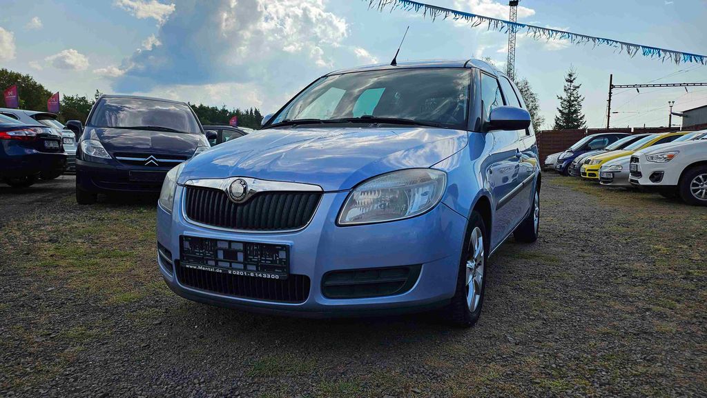 Škoda Roomster 1.2i 12V Style
