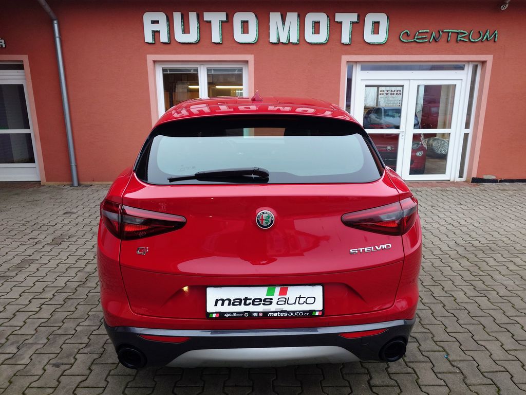 alfa-romeo-stelvio-2-0-ti-206-kw - 7
