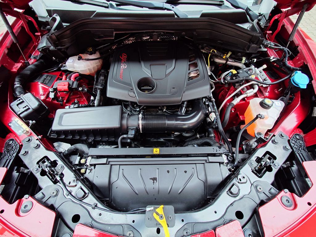 alfa-romeo-stelvio-2-0-ti-206-kw - 8