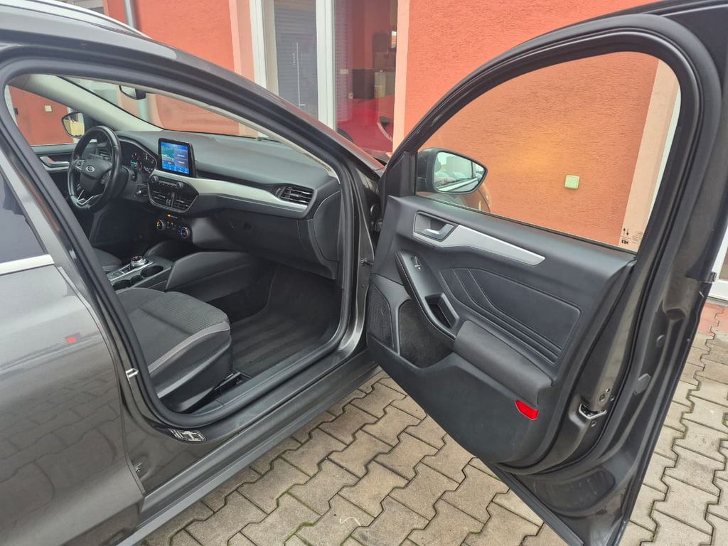 ford-focus-1-5-diesel-88kw - 9