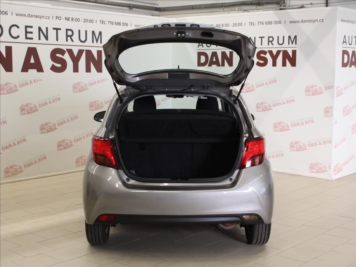 toyota-yaris-1-5-i-hybrid-comfort-at - 6