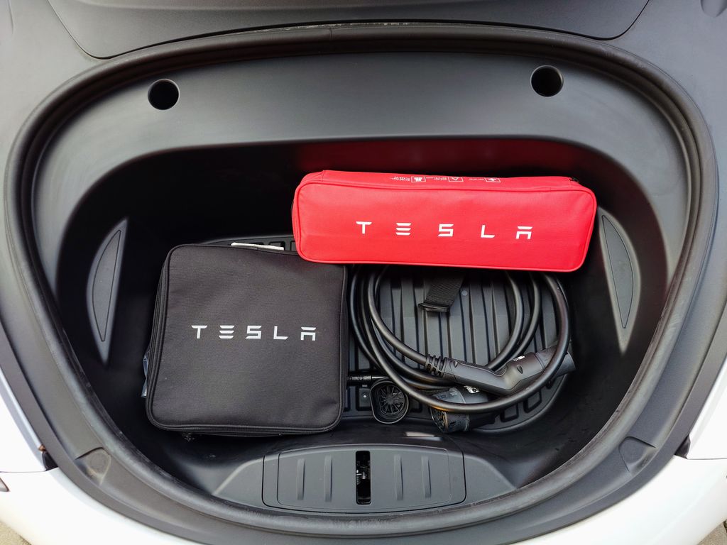 tesla-model-3-standard-plus-239-kw-soh-94-5 - 8