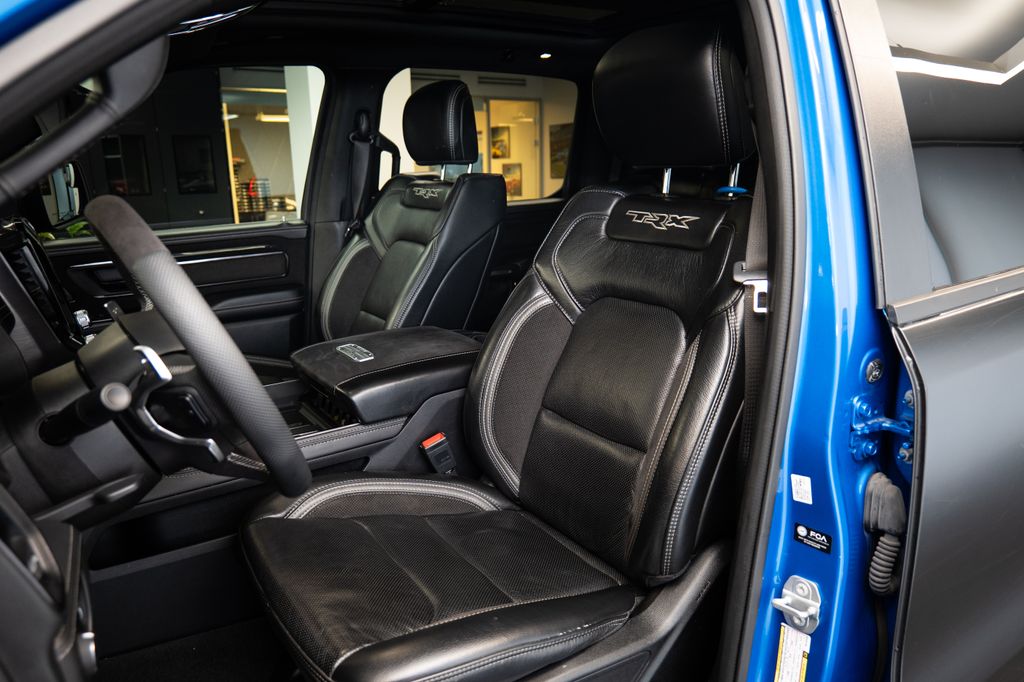 ram-1500-trx-stan-navijak-harman-kardon - 6