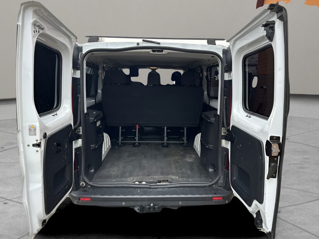 renault-trafic-1-6dci-92kw-9-mist - 4