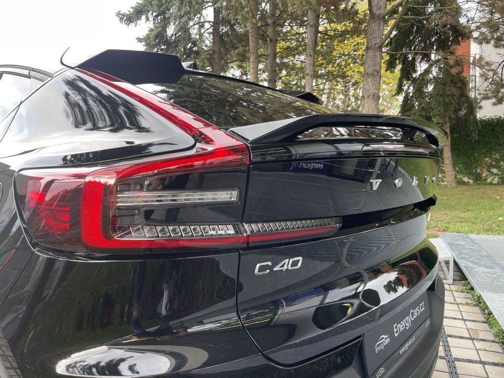 volvo-c40-recharge-twin-motor-82kwh - 9