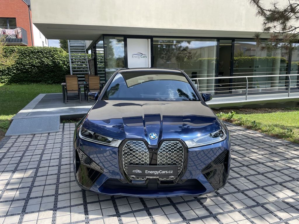 bmw-ix-xdrive40-h-k-360-kamera - 1