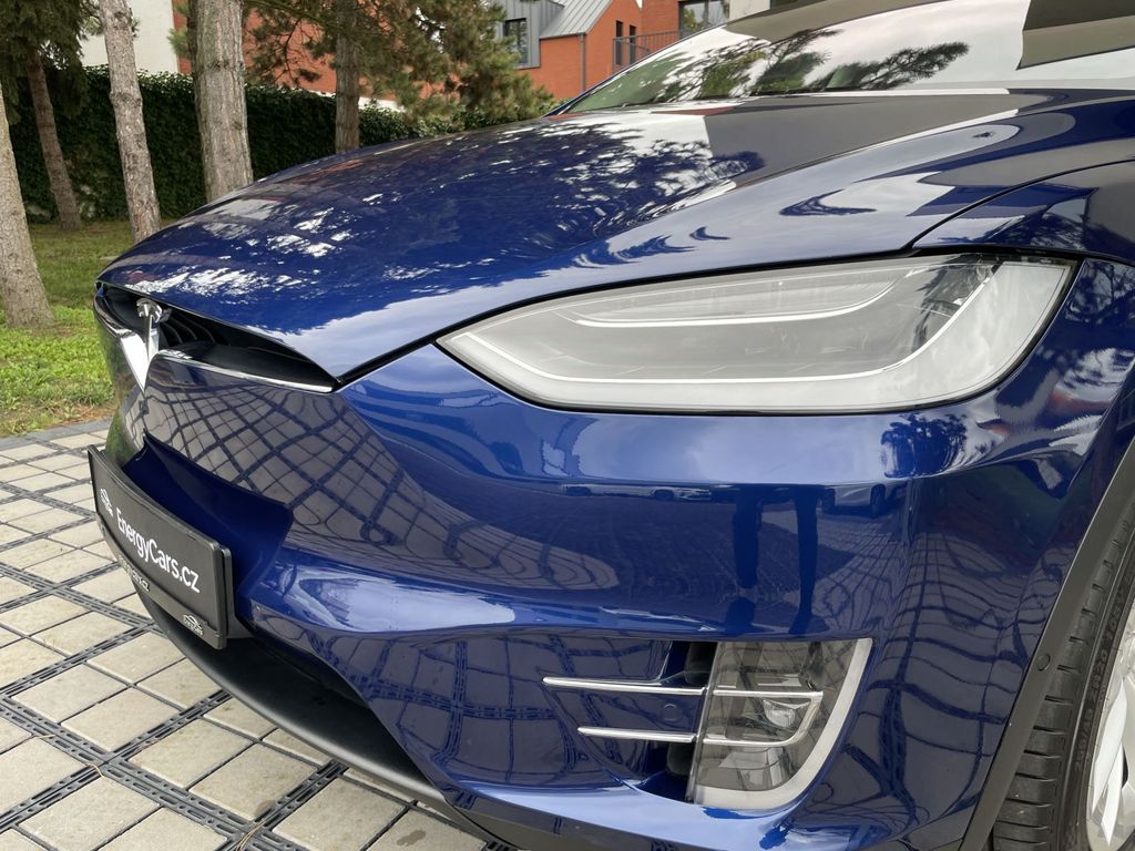 tesla-model-x-90d-awd-7mist-tazne-zarizeni - 5