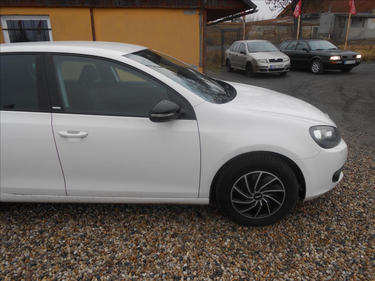 volkswagen-golf-1-2-tsi-63kw-style - 3