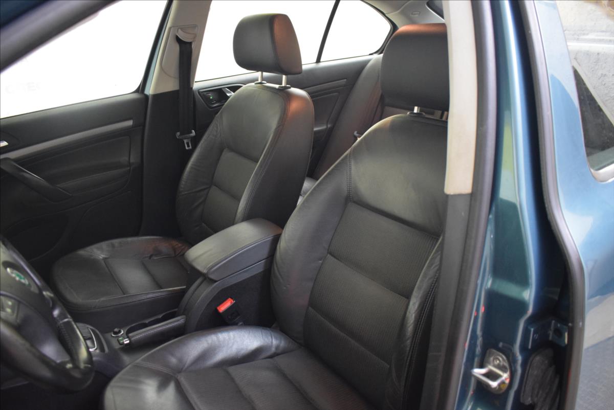 skoda-octavia-1-9-tdi-dsg-bez-koroze-pr-servis - 6