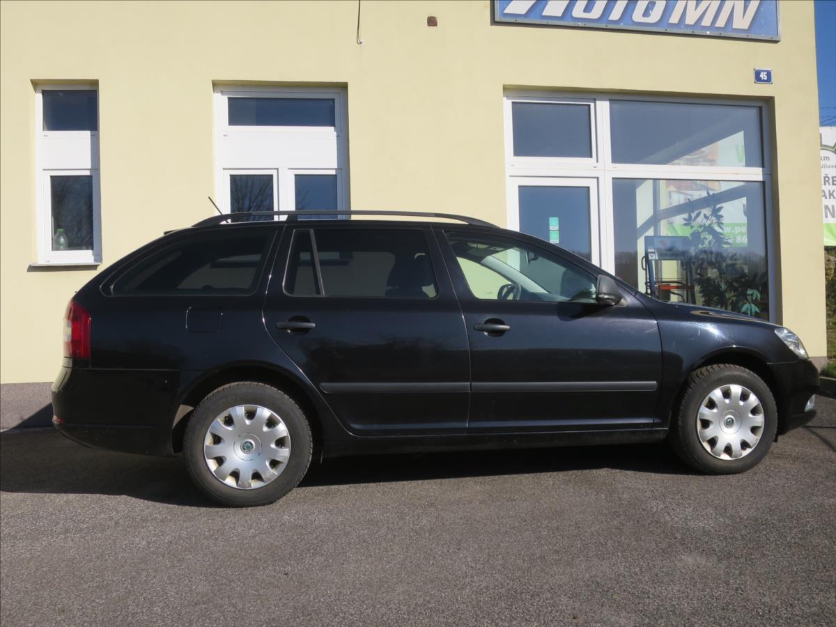 skoda-octavia-1-4-ambition-combi-tsi - 1