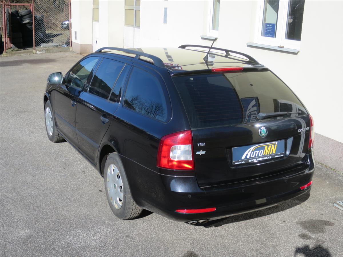 skoda-octavia-1-4-ambition-combi-tsi - 5