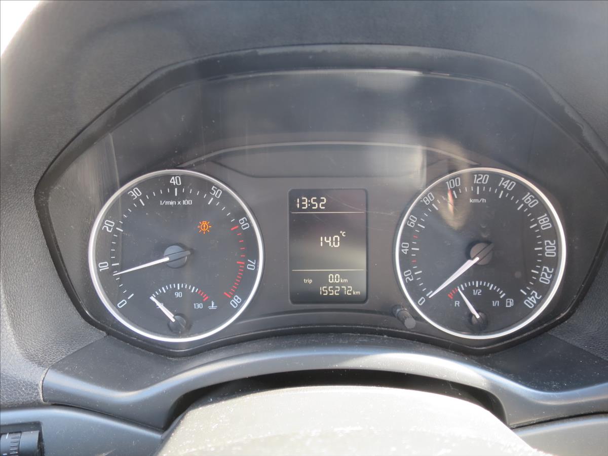 skoda-octavia-1-4-ambition-combi-tsi - 8