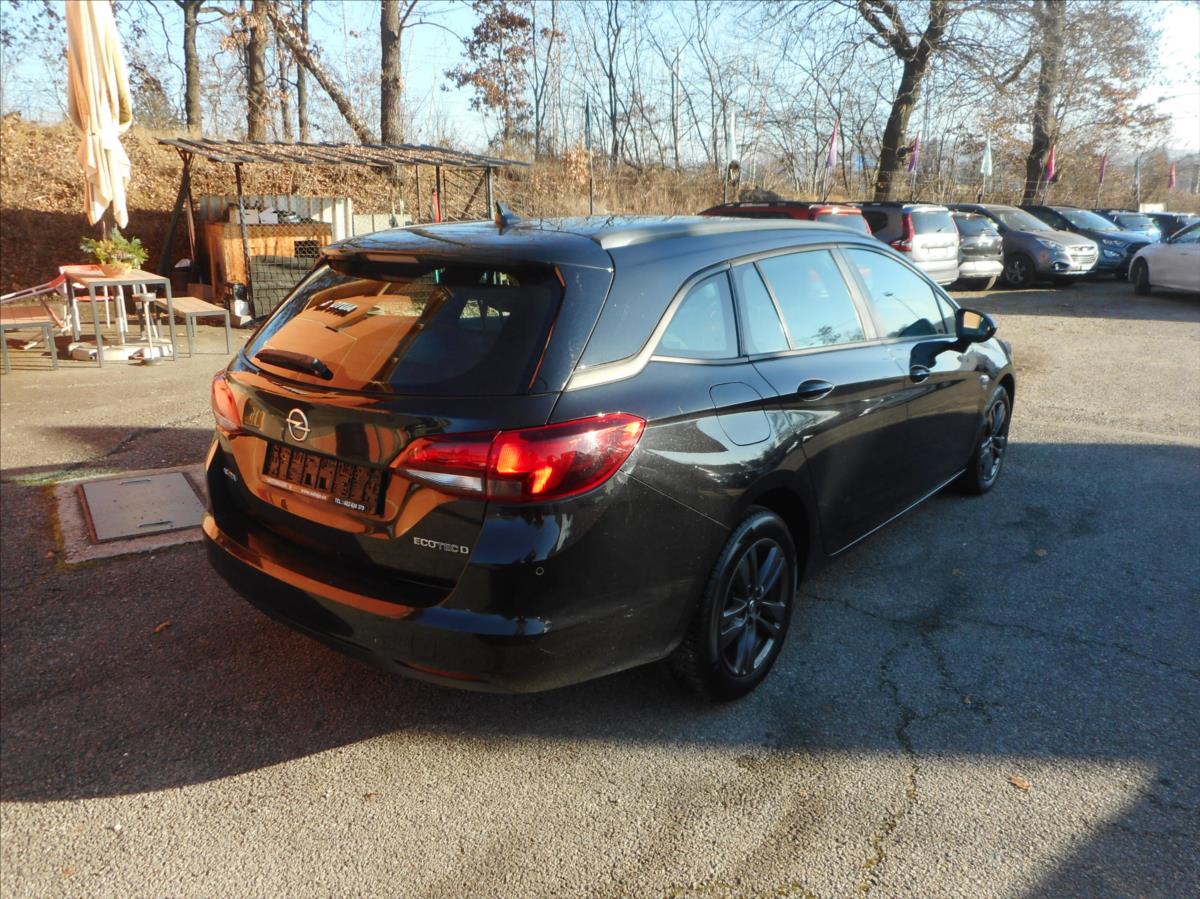 opel-astra-1-6-cdti-sport-tourer - 4