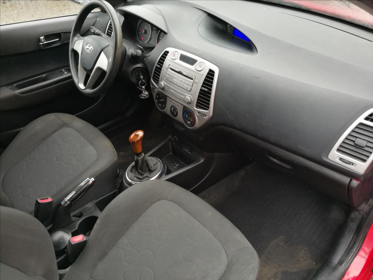 hyundai-i20-1-3-i - 8
