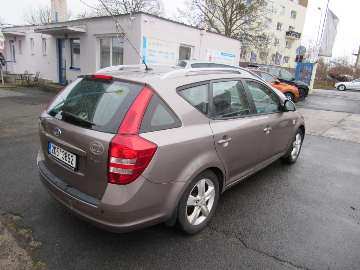 kia-ceed-1-4-lpg-combi-80kw - 5