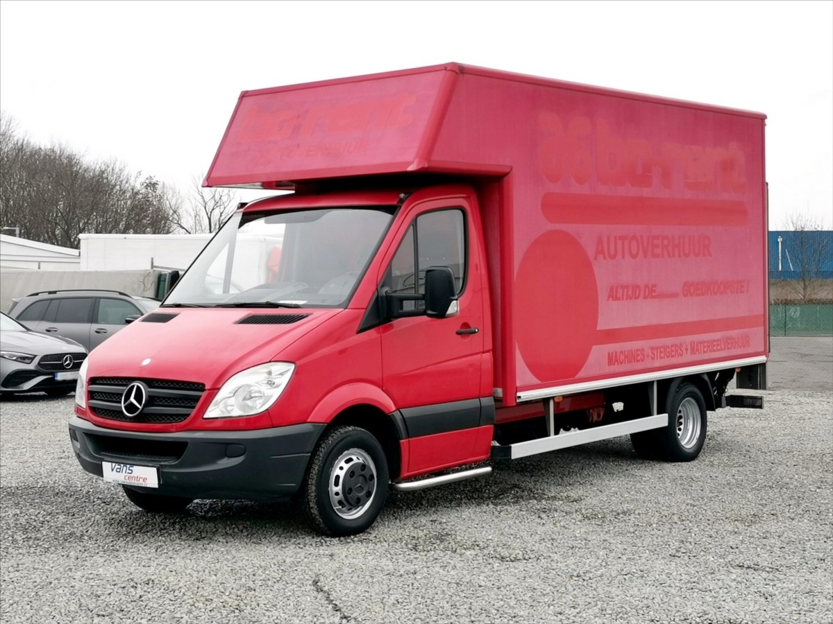 Mercedes-Benz Sprinter 513CDI skříň 8pal/h.čelo/3,5t