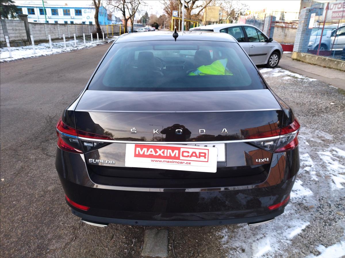 skoda-superb-2-0-tsi-4x4-dsg-200kw-laurin-a-klement - 6