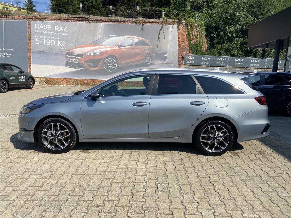 kia-ceed-1-5-t-gdi-7dct-top-bus-ref - 5