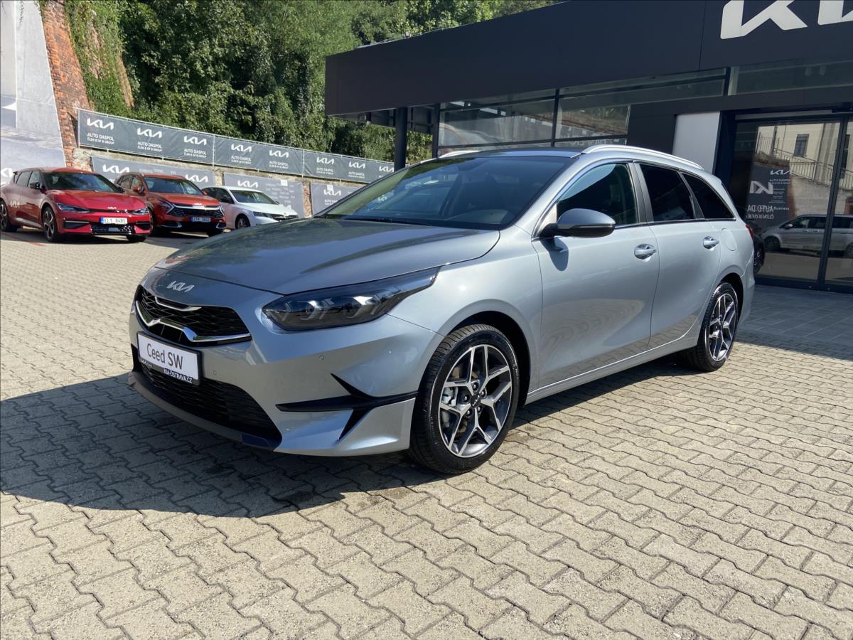 kia-ceed-1-5-t-gdi-7dct-top-bus-ref - 6