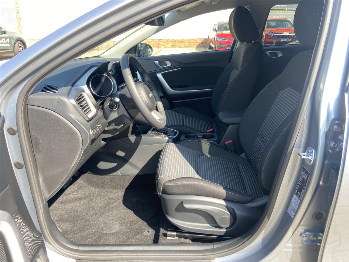 kia-ceed-1-5-t-gdi-7dct-top-bus-ref - 9