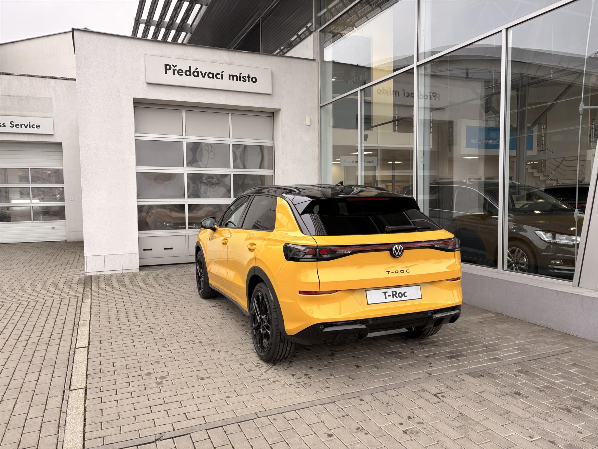 volkswagen-t-roc-1-5-etsi-110-kw-7dsg-r-line - 7