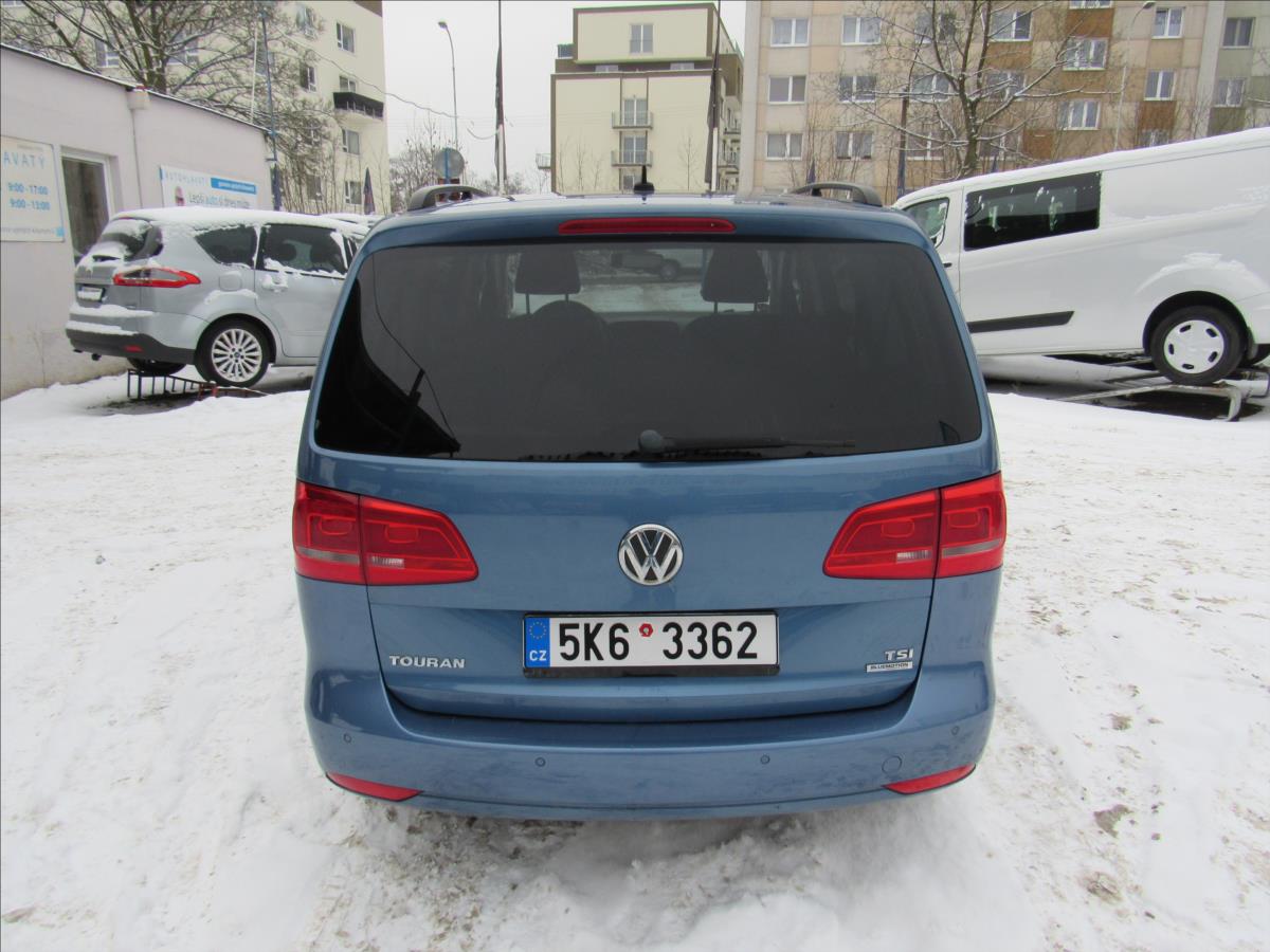 volkswagen-touran-1-2-tsi-77kw-7-mist - 4