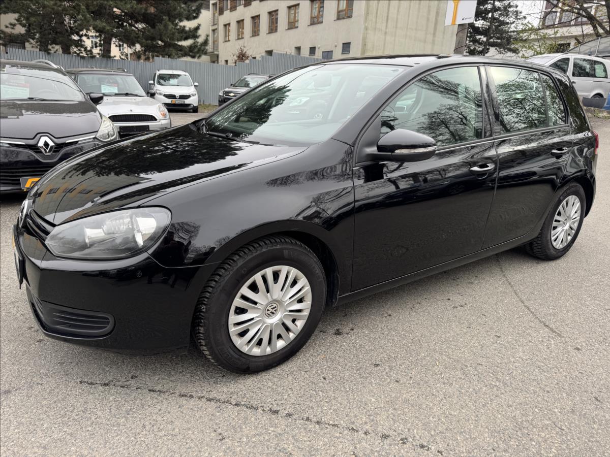 volkswagen-golf-1-6-krasny-stav-nove-rozvody - 2
